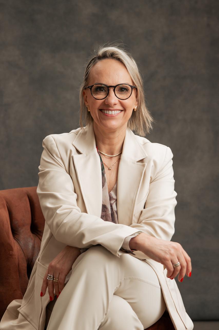 Dra. Elfrida Maciel